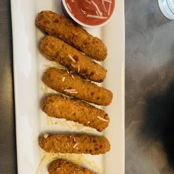 Brewsters - Mozzarella sticks - American Near Me - Fairbanks, Alaska Brewsters - Mozzarella sticks - American Near Me - Fairbanks, Alaska