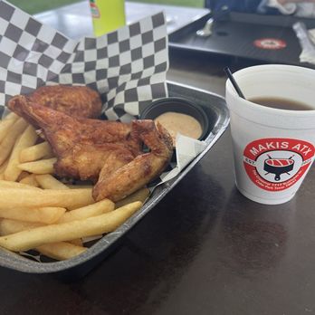 Makis ATX - Wow Chef's special Pollo a la Parrilla today so yummy yummy ... coffee free - Food Trucks Near Me - Leander, Texas