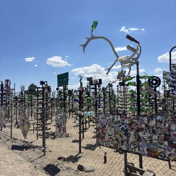 Elmer's Bottle Tree Ranch - Ranches Near Me - Oro Grande, California Elmer's Bottle Tree Ranch - Ranches Near Me - Oro Grande, California