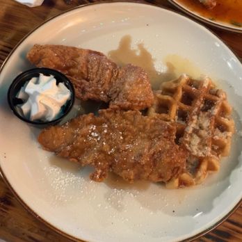 Kelly's Half Shell Pub - Chicken and waffles - Irish Pub Near Me - Crystal River, Florida Kelly's Half Shell Pub - Chicken and waffles - Irish Pub Near Me - Crystal River, Florida