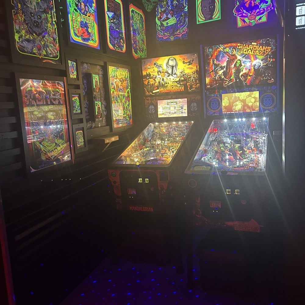 Glitch Bar - Games - Bars Near Me - Fort Lauderdale, Florida