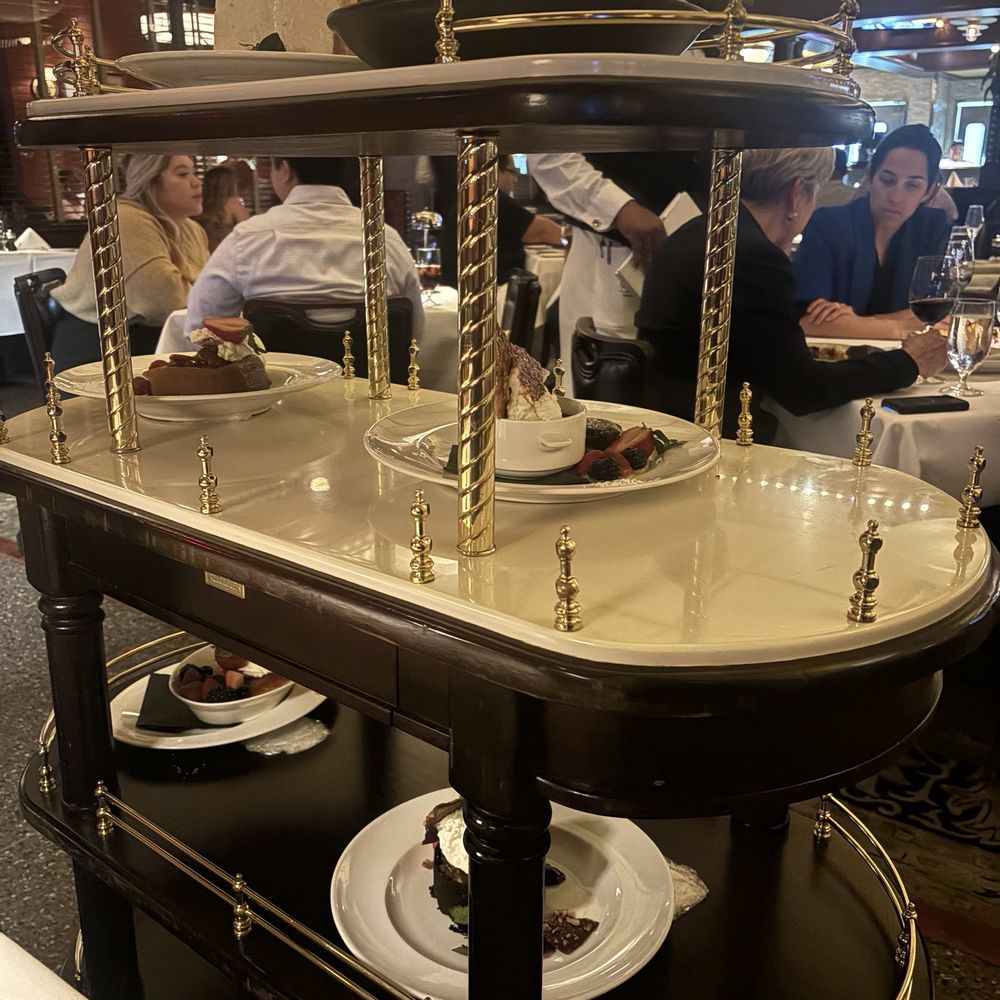 Pappas Bros. Steakhouse - Steakhouses Near Me - Houston, Texas Pappas Bros. Steakhouse - Steakhouses Near Me - Houston, Texas