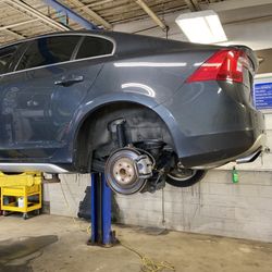 R & T Motors - Volvo - Car