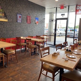 Toast La La - tables and chairs in a restaurant - Sushi Bars Near Me - Houston, Texas Toast La La - tables and chairs in a restaurant - Sushi Bars Near Me - Houston, Texas