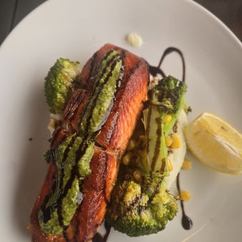 Bungalow Bar - Grilled salmon - American Near Me - Queens, New York