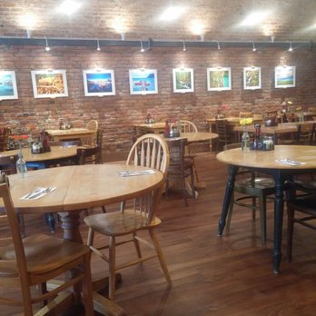Alexa's Cafe - Breakfast & Brunch Near Me - Bothell, Washington