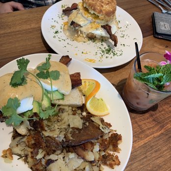 Plums Cafe - Santa Fe benedict with bacon and avocado - Breakfast & Brunch Near Me - Costa Mesa, California Plums Cafe - Santa Fe benedict with bacon and avocado - Breakfast & Brunch Near Me - Costa Mesa, California
