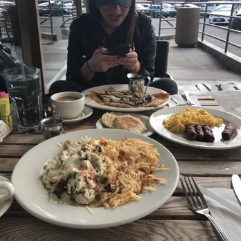 Bea Bea's - Coffee & Tea Near Me - Burbank, California Bea Bea's - Coffee & Tea Near Me - Burbank, California