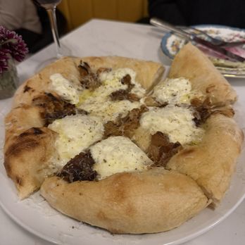 Meditrina - Restaurants Near Me - Chester, Vermont