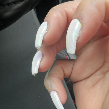 Austin Regalia Nail & Spa - Didn't even bother to clean up the sides - Nail Salons Near Me - Austin, Texas