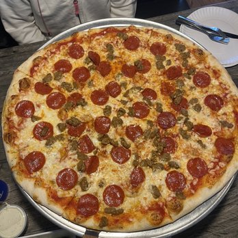 Homeslice NY Style - Pizza Near Me - Greensboro, North Carolina