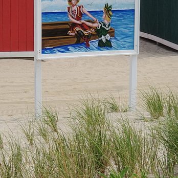 Long Branch Beach - Beautiful paintings adorning the beach. - Beaches Near Me - Long Branch, New Jersey Long Branch Beach - Beautiful paintings adorning the beach. - Beaches Near Me - Long Branch, New Jersey