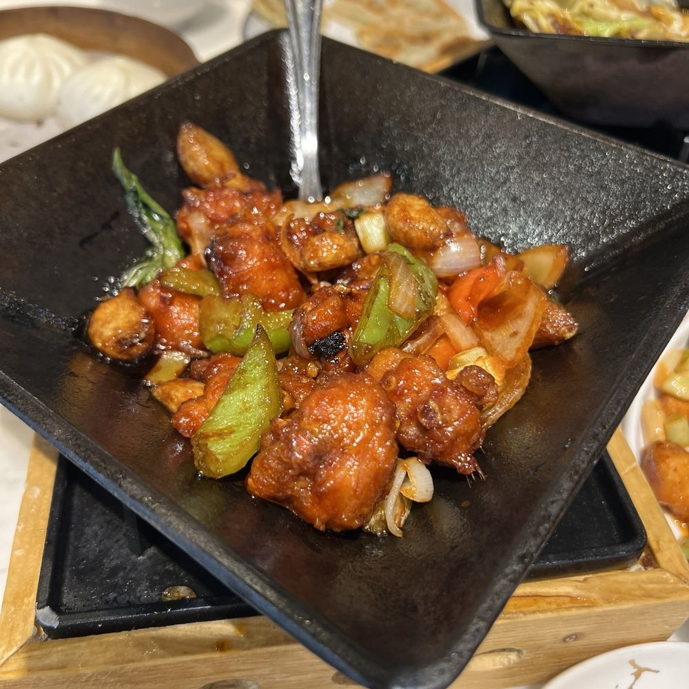 BAO - Three Cup Chicken - Chinese Near Me - Toronto, Ontario