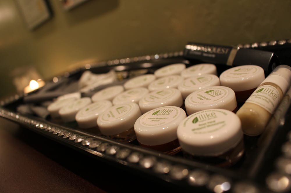 Brittney Williams Aesthetics Logo