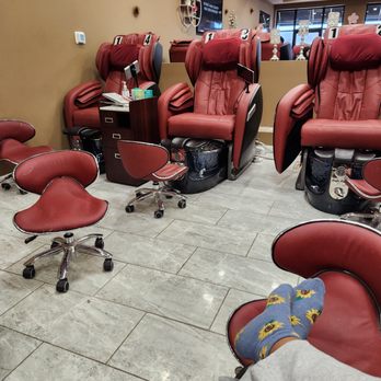 Cute Nails Salon - Nail Salons Near Me - Indianapolis, Indiana