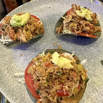 Fisher's - Blue crab tostada - Seafood Near Me - México, D.F., DIF Fisher's - Blue crab tostada - Seafood Near Me - México, D.F., DIF