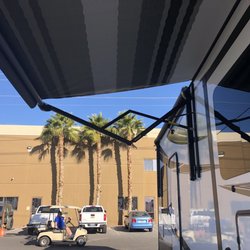 Blue Dog Rv Las Vegas 26 Photos 107 Reviews Rv Dealers 5220 E Russell Rd Las Vegas Nv Phone Number