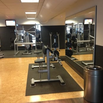 McFit - Gyms Near Me - Rubi, B
