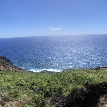 Makapu'u Point Lighthouse Trail - Hiking Near Me - Honolulu, Hawaii