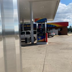 Whit's Convenience Store