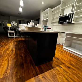 MV Painting - Kitchen cabinets refinishing - Painters Near Me - Calgary, Alberta MV Painting - Kitchen cabinets refinishing - Painters Near Me - Calgary, Alberta