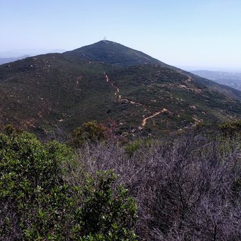 Pyle's Peak - View from the Summit towards Cowles mountain summit - Hiking Near Me - San Diego, California Pyle's Peak - View from the Summit towards Cowles mountain summit - Hiking Near Me - San Diego, California