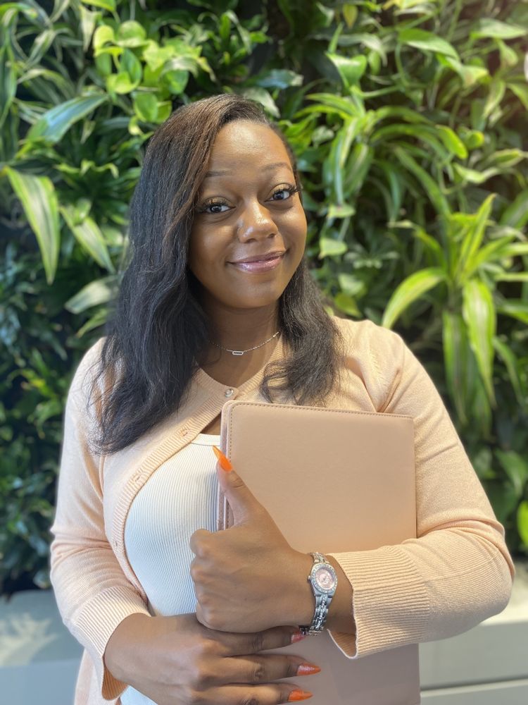 PRETTY PROFESSIONAL MOBILE NOTARY Request a Quote 641 W 39th St