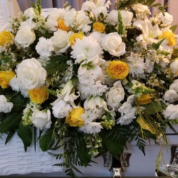 Rachel's Flower Shop - Coffin Floral Spray - Florists Near Me - Memphis, Tennessee