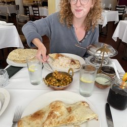 Restaurant Gandhi - Chana Masala with naan