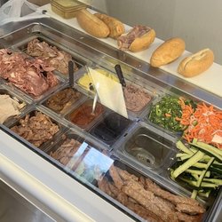 Dong Phuong - Banh mi station