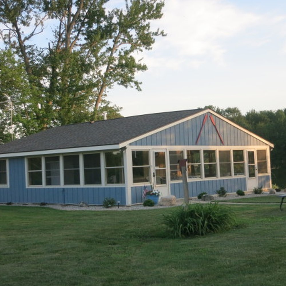 Bristol Lake - Vacation Rentals Near Me - Albion, Indiana Bristol Lake - Vacation Rentals Near Me - Albion, Indiana