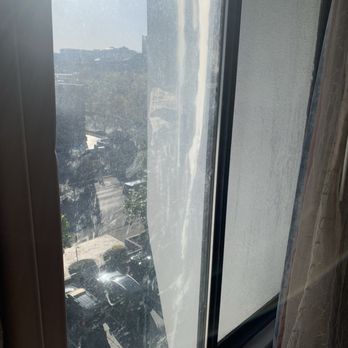 DoubleTree by Hilton Hotel Montgomery Downtown - Dirty windows inside and outside - Hotels Near Me - Montgomery, Alabama DoubleTree by Hilton Hotel Montgomery Downtown - Dirty windows inside and outside - Hotels Near Me - Montgomery, Alabama