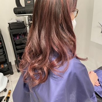 HeadQuarter Salon - Hair Salons Near Me - Chicago, Illinois