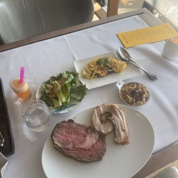 Be.Steak.A - Prime Rib and Pork Loin - Bars Near Me - Campbell, California