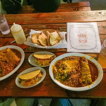 El Farolito Restaurant - Taco, chile relleno, enchilada, rice and beans, sopapilla , Xmas style. - Mexican Near Me - El Rito, New Mexico El Farolito Restaurant - Taco, chile relleno, enchilada, rice and beans, sopapilla , Xmas style. - Mexican Near Me - El Rito, New Mexico