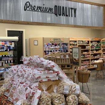 Sprouts Farmers Market - Inside - Grocery Near Me - Herndon, Virginia