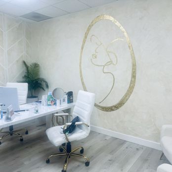 The Med Spa Boutique - Consultation room with Sara - Medical Spas Near Me - San Diego, California The Med Spa Boutique - Consultation room with Sara - Medical Spas Near Me - San Diego, California