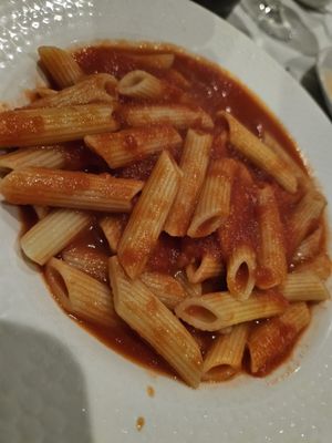 Aroma on 3rd by null