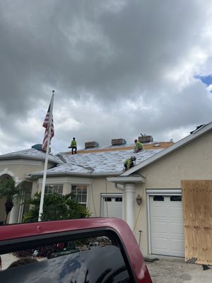 Diamond Loaders Logo