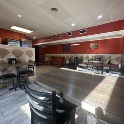 Mauricio's Pizza & Pasta - Clean environment