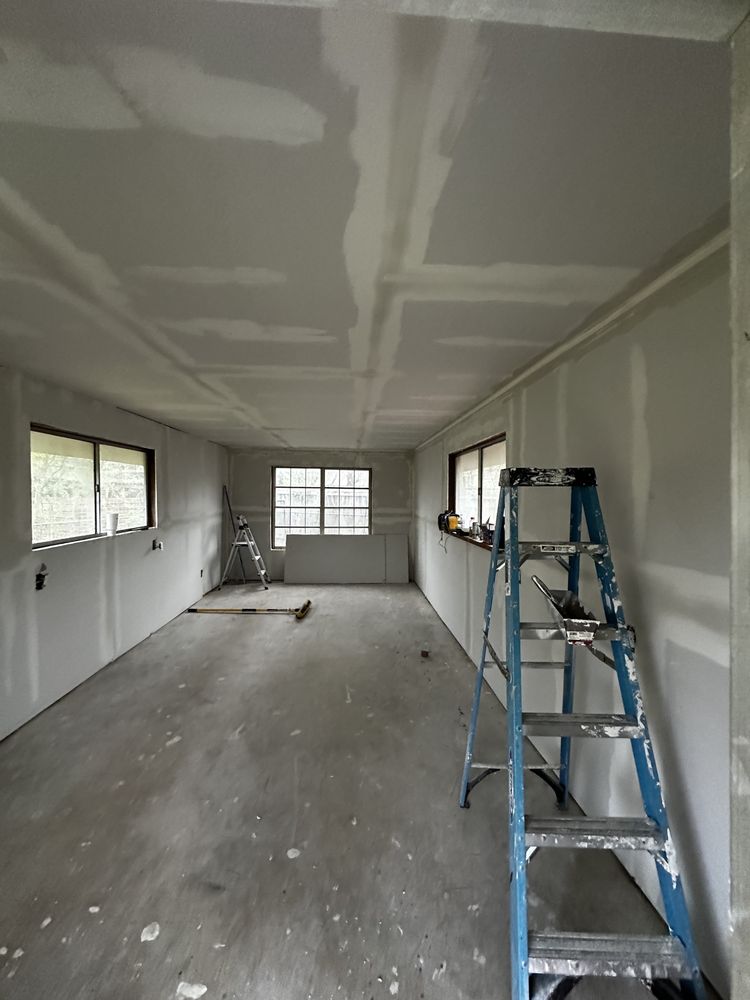 Slide of Forward Design & Build