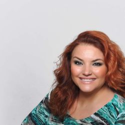 Suite XVI - I have thick coarse hair, with much gray to cover, and the red she gave me is FAB. Racheal has taken me from a complete mess to Hotness!