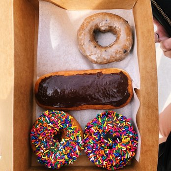 Red Coach Donuts - Donuts Near Me - Stevensville, Michigan
