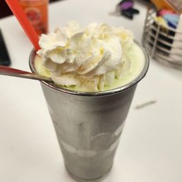 Cheesecake Key lime pie milkshake