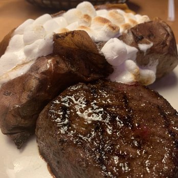 Texas Roadhouse - 6oz sirloin and sweet potato with marshmallows and cinnamon - Steakhouses Near Me - Austin, Texas Texas Roadhouse - 6oz sirloin and sweet potato with marshmallows and cinnamon - Steakhouses Near Me - Austin, Texas