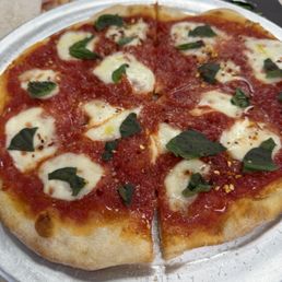 Margherita pizza