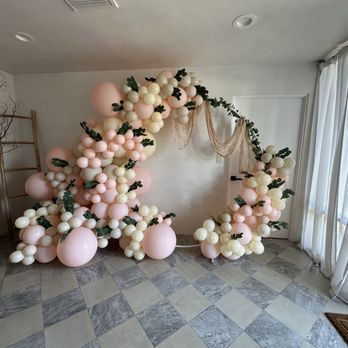 Leslie's Balloons Arch Creations - Balloon Services Near Me