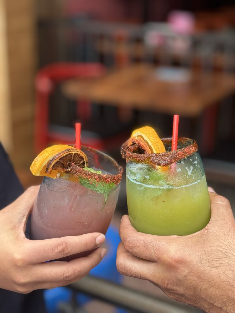La Vecindad Neighborhood Tacos