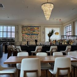 Husk Savannah - Dining area