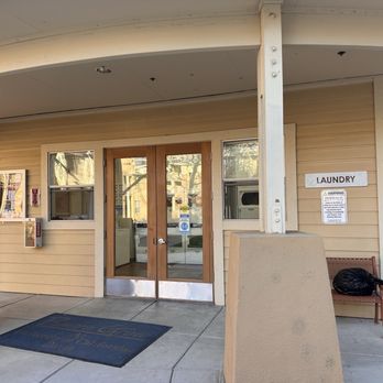 Primero Grove - Fancy pants laundry facility. - University Housing Near Me - Davis, California Primero Grove - Fancy pants laundry facility. - University Housing Near Me - Davis, California